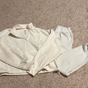 Yogalicious Cream Half-Zip Scuba Top